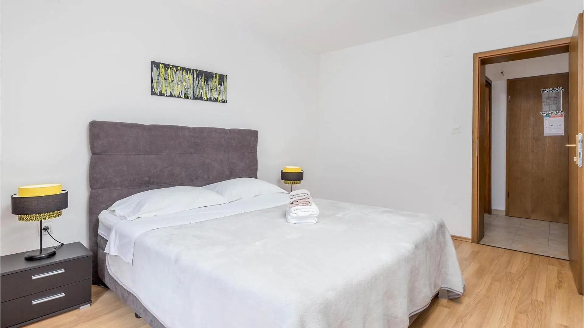 Cozy Apartment In Lovran With Wifi
